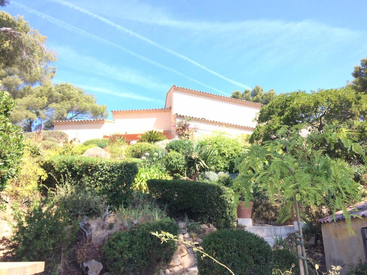 Les Bruyeres Bed & Breakfast Saint-Mandrier-sur-Mer Exterior photo