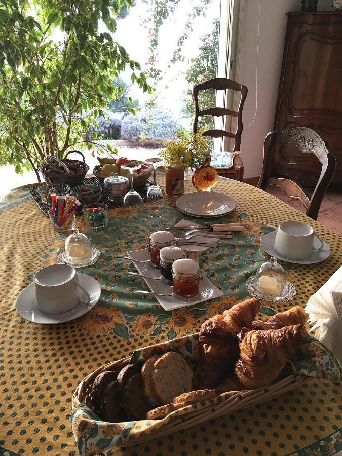 Les Bruyeres Bed & Breakfast Saint-Mandrier-sur-Mer Exterior photo